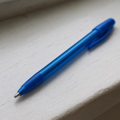 Kék golyóstoll, 0,7 mm